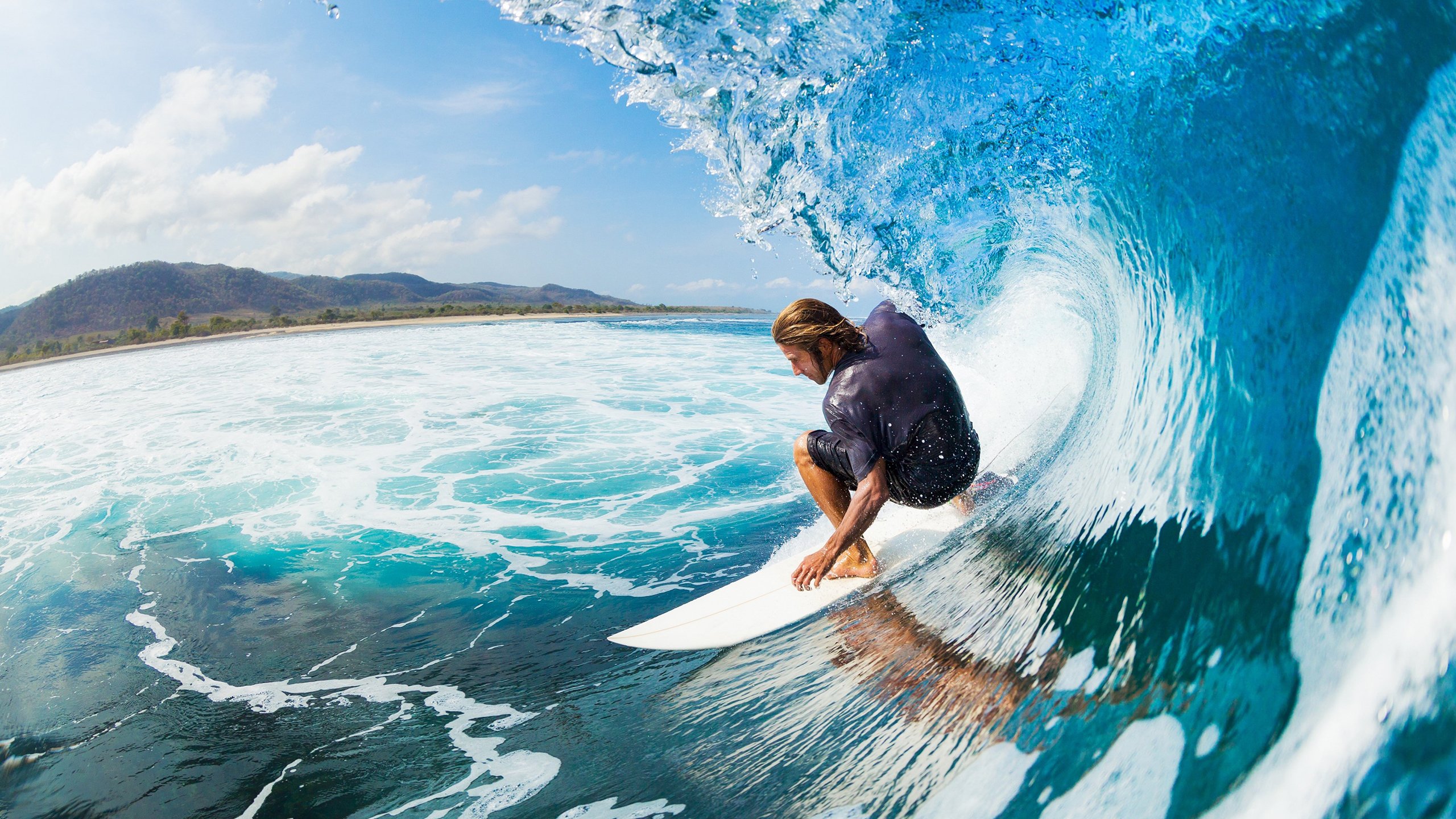 女子橄榄球职业化推动迅猛发展，女子橄榄球火爆程度